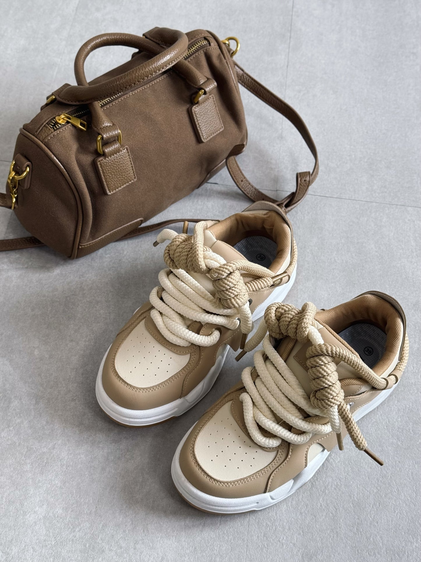 Sneakers LACCI OVER