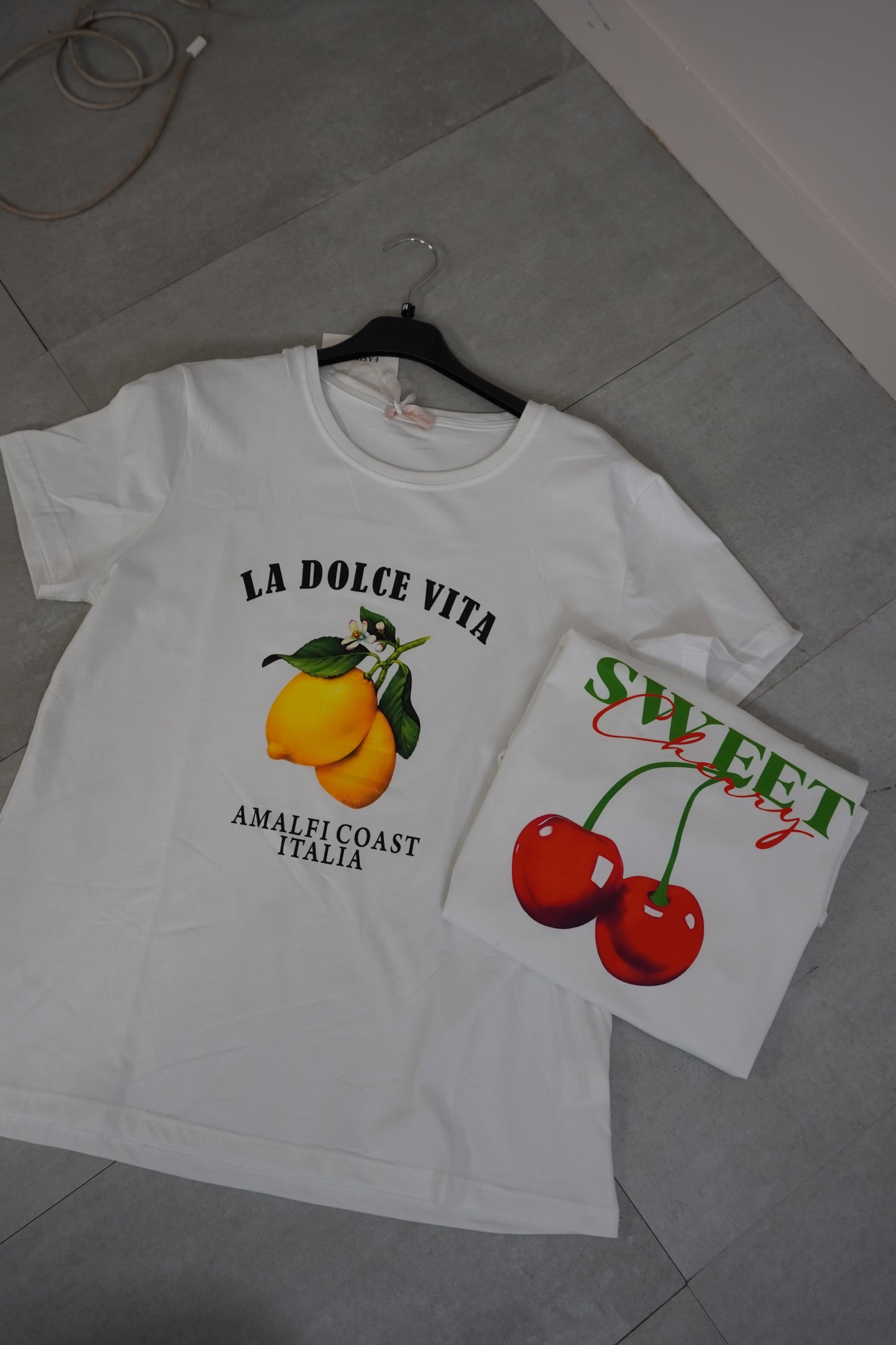 T-shirt stampata