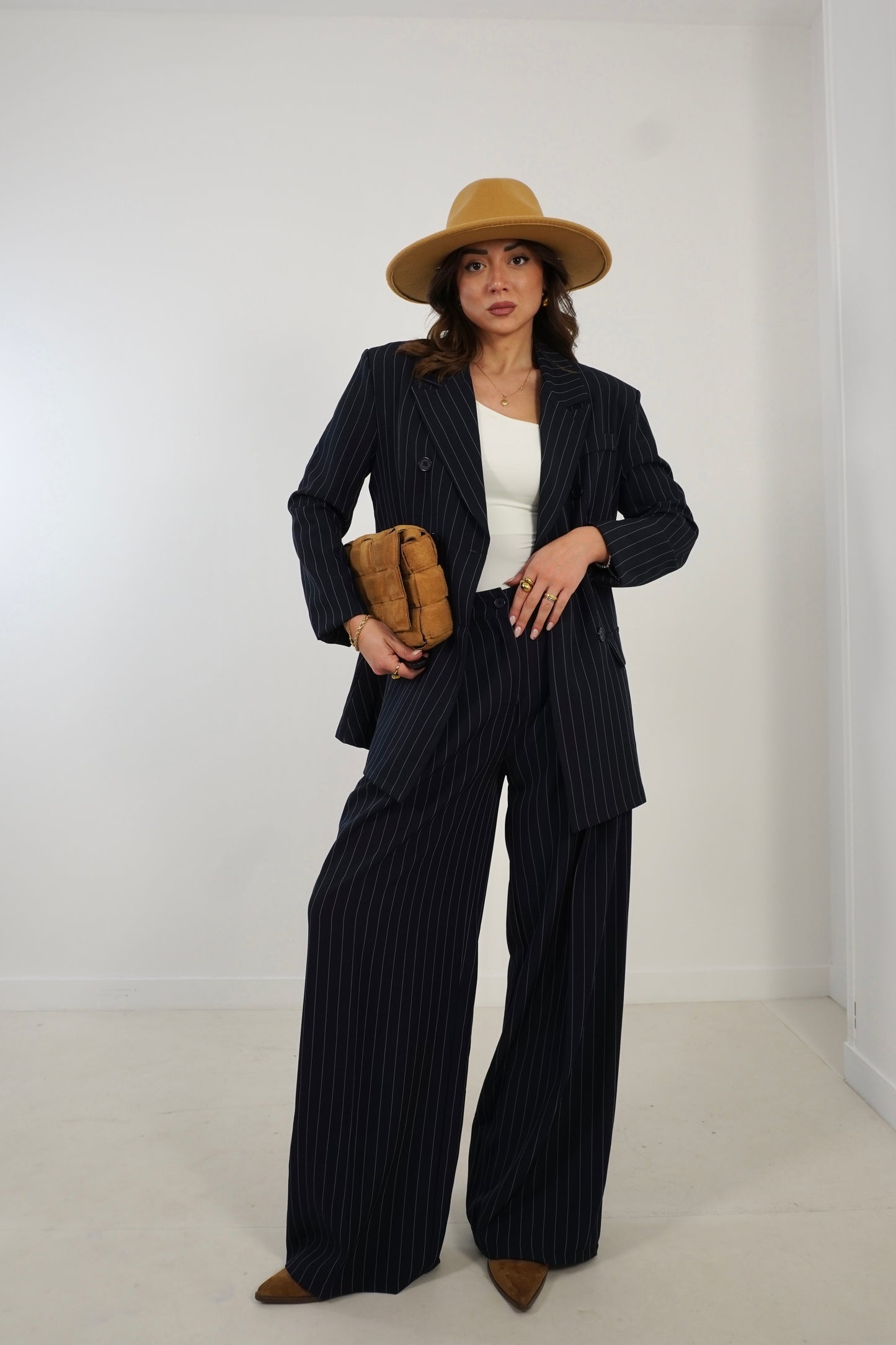 Tailleur gessato doppiopetto 19526