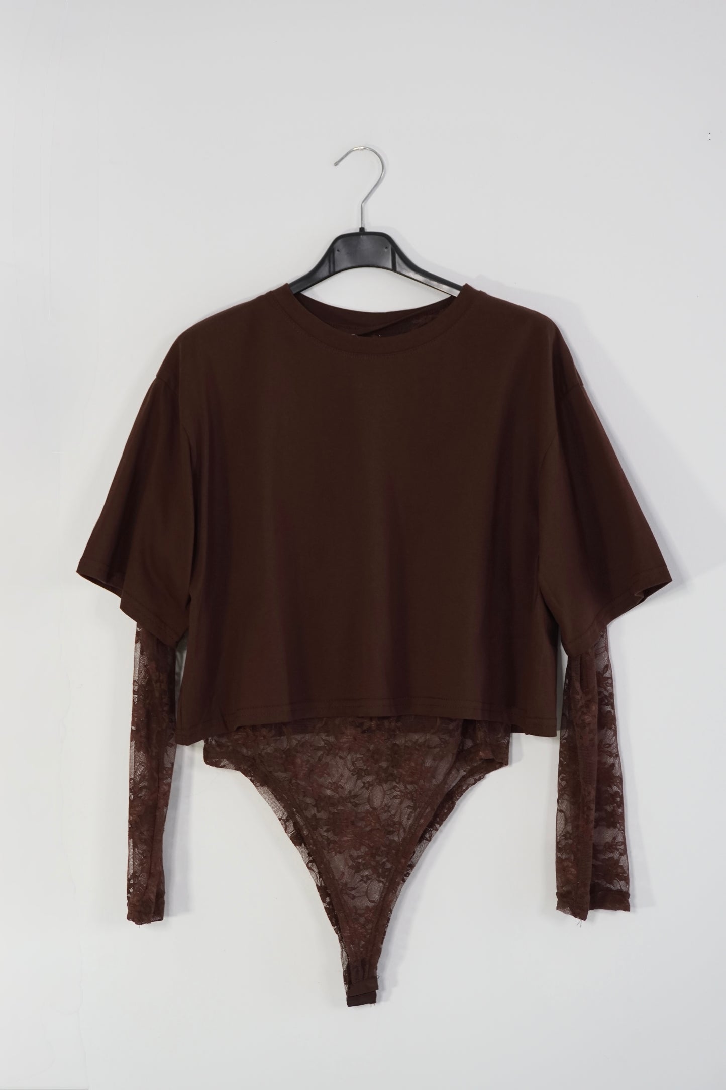 T-shirt crop + body in pizzo
