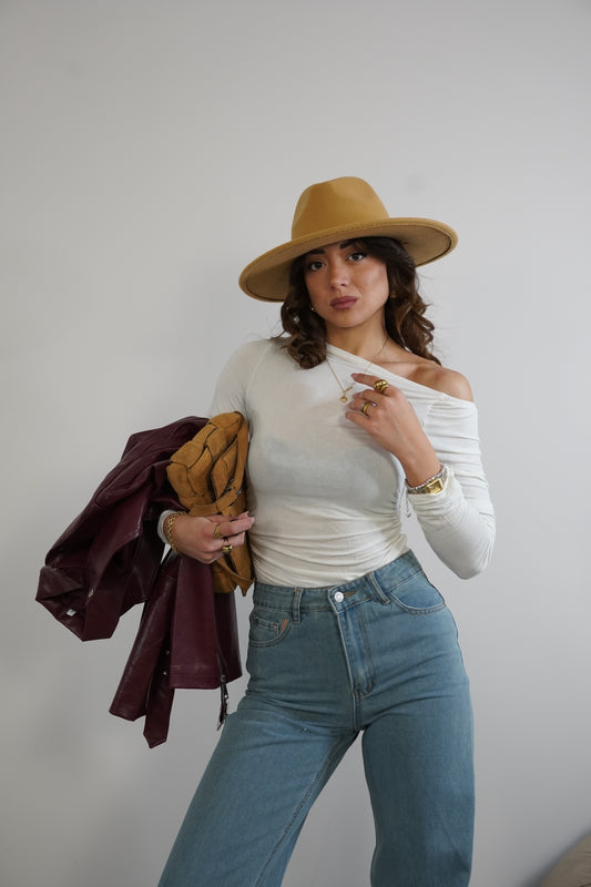 Body asimmetrico A65273