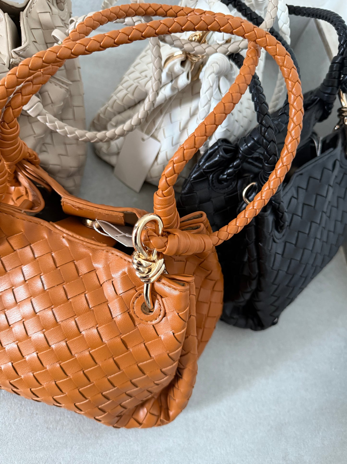 Borsa a spalla CESTA