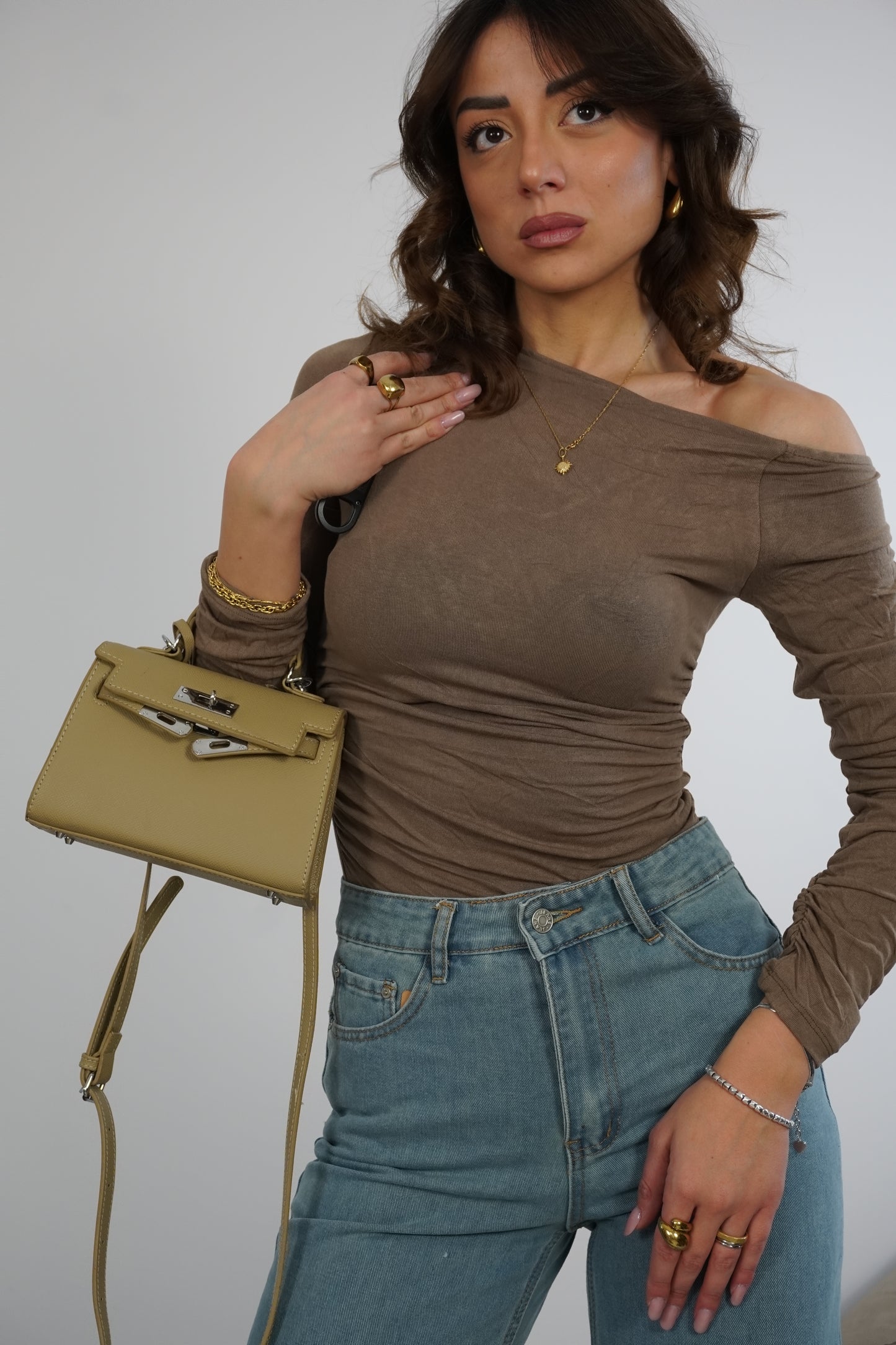 Body asimmetrico A65273